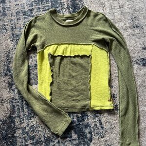 BDG women’s 2 tone green long sleeve shirt